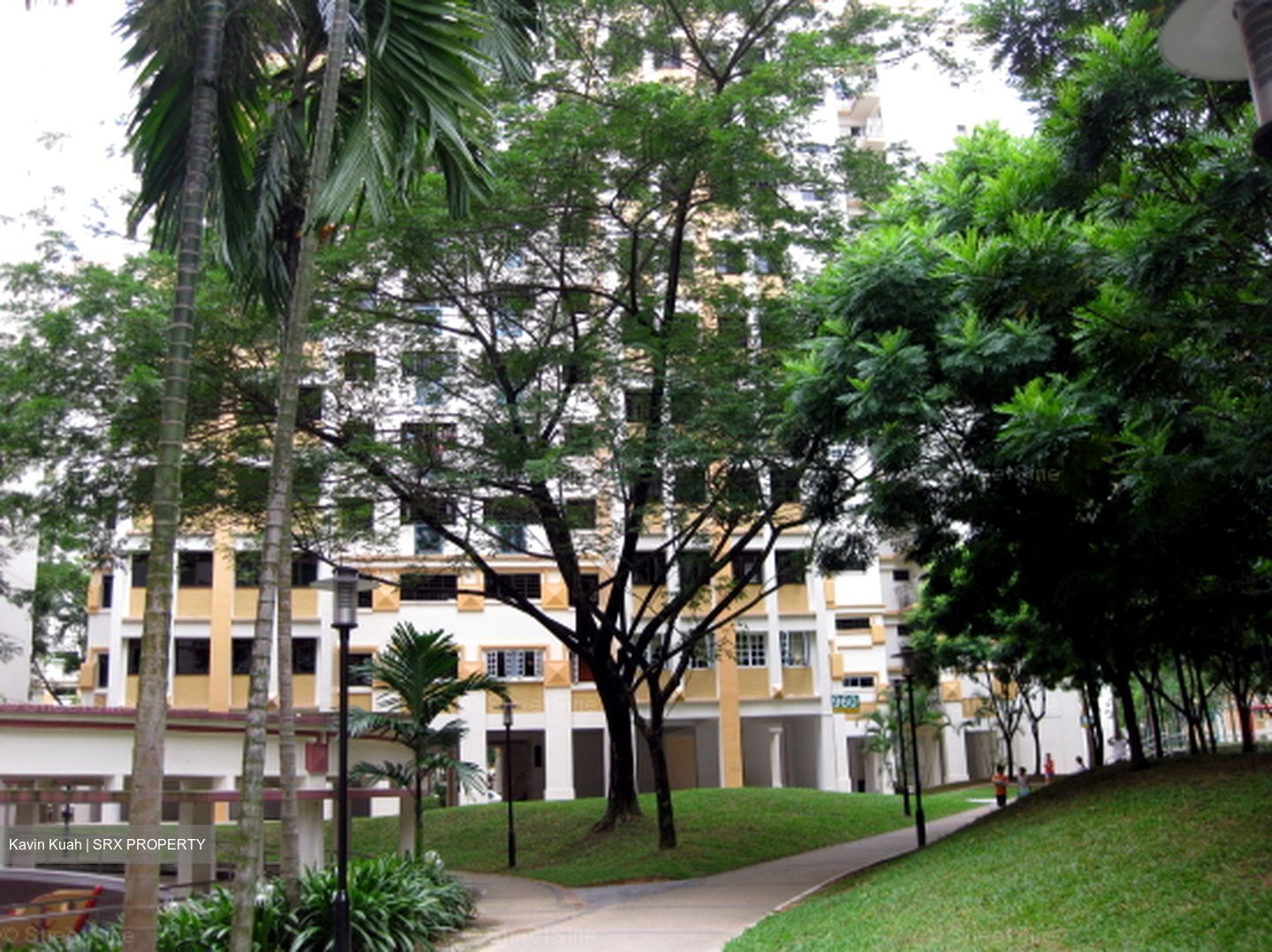 Blk 960 Hougang Avenue 9 (Hougang), HDB Executive #599106511